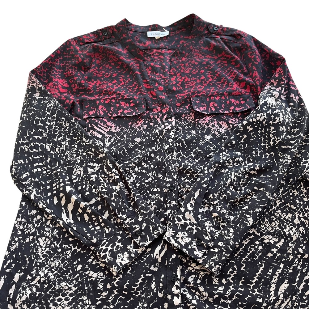 Calvin Klein Women XL Red Black Snakeskin Print Roll Tab Sleeve Button Front Top - Picture 12 of 16
